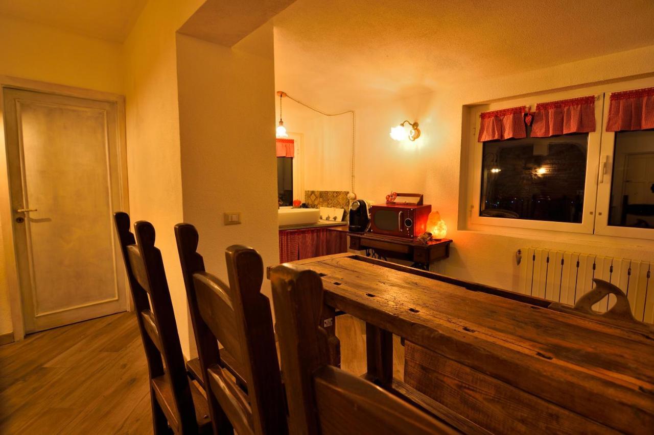 ホテル Il Borgo Del Castello Cremolino エクステリア 写真
